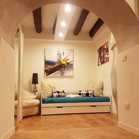 Apartment 5 Terre